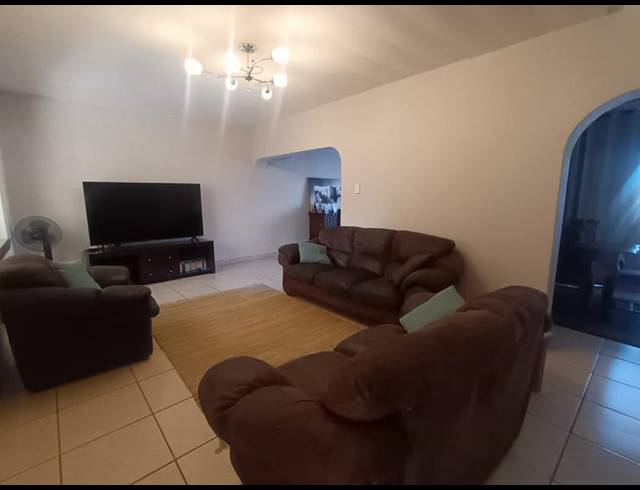 3 BEDROOM PROPERTY TO RENT IN PETERSFIELD